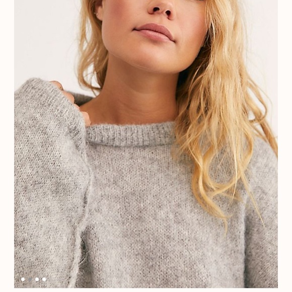 Free People Sweaters - BNWT Free People sweater
